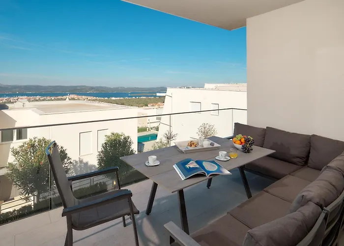 Hillside Apartment *