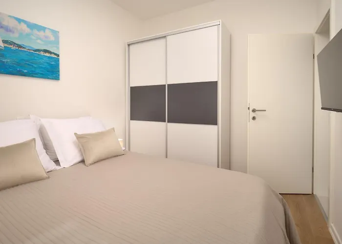 Hillside Apartment Murter